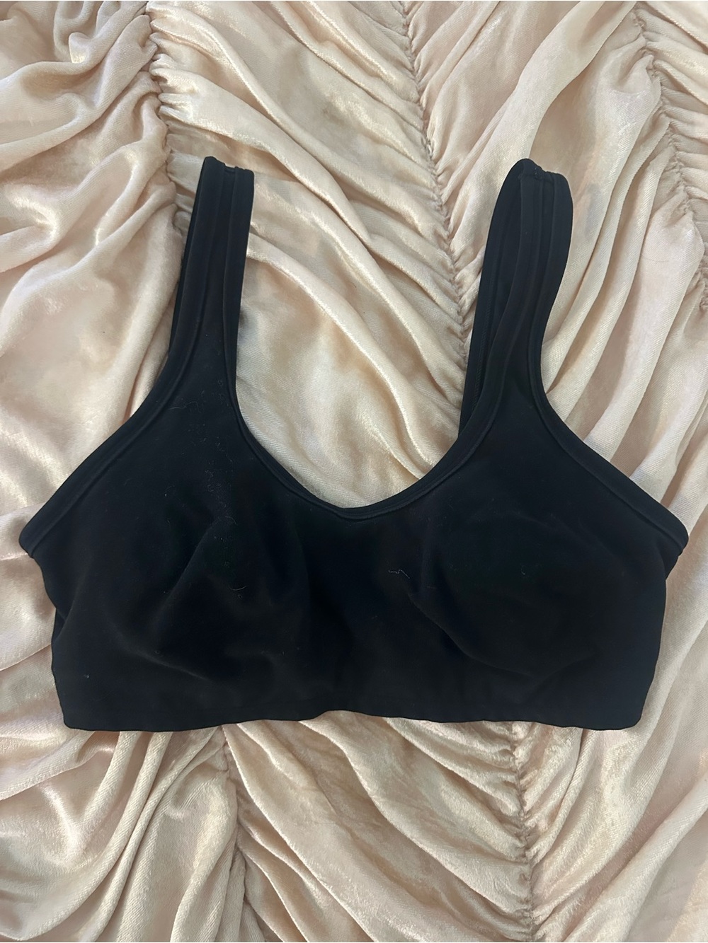ALO yoga Alosoft Center Stage Bra XS